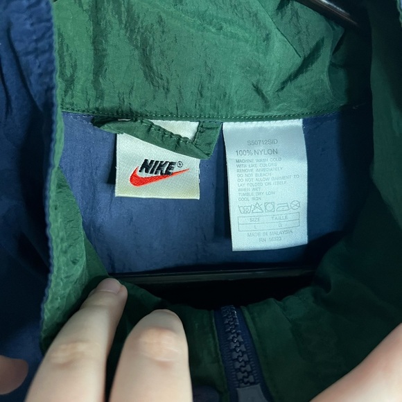 Vintage 90’s Nike Blue and Green Windbreaker Jacket - Picture 3 of 4